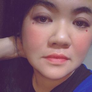 Meet your Posher, Monina